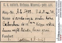 Etiketten zu Quarz (Chalcedon, Achat, Sardonyx) (NHMW-MIN-Ab5902)